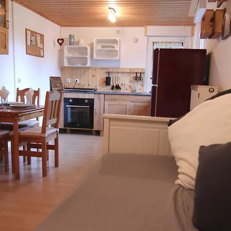 Apartment Ferienwohnung Granat